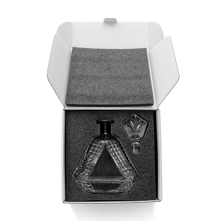 Whiskey Decanter - Triangle - 650ML — Foam packaging decanter